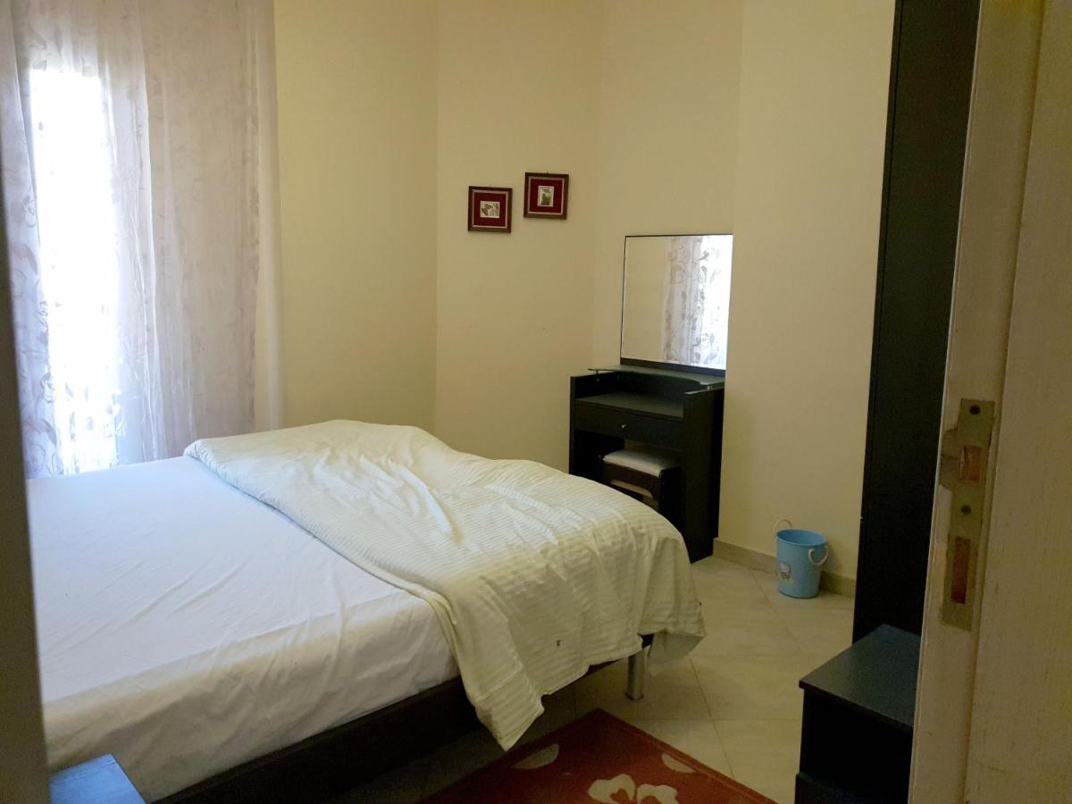 British Resort Pool View Apartments Hurghada Esterno foto